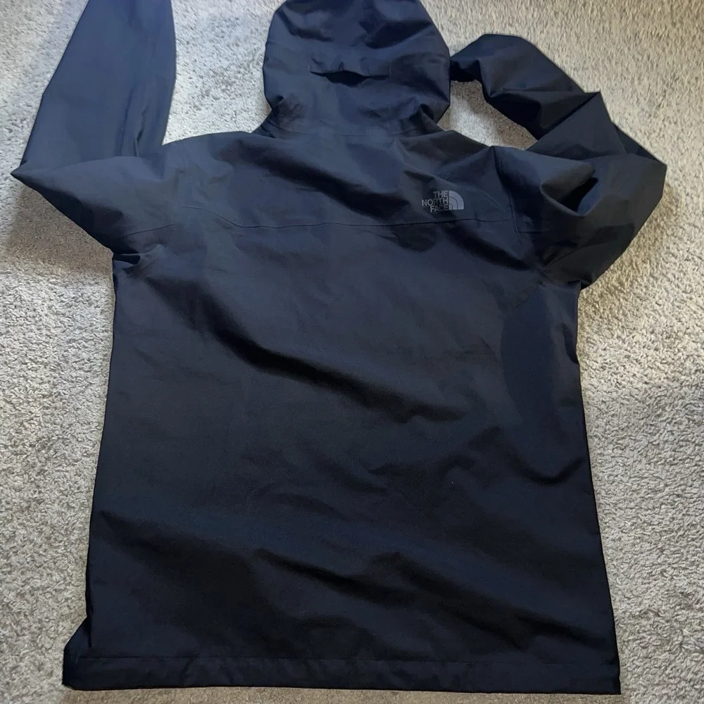 The North Face Frontier FUTURELIGHT Jacket | Waterproof Shell Medium NWOT